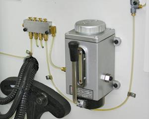 Pompe de lubrification manuelle pour l'élévation de la table